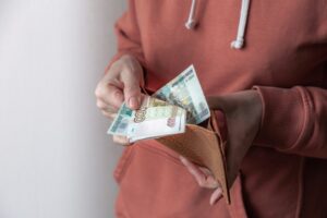 Подробнее о статье Эта ловушка маркетологов оставляет вас без денег — побеждаем эффект Дидро!