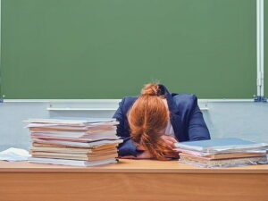Подробнее о статье Учительница 2 года занималась сексом со своим учеником
