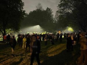 Подробнее о статье Жители пострадавшего от взрыва дома на Генерала Тюленева покидают свои квартиры