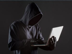 Подробнее о статье Экперт рассказал, как открыть «портал в ад» для мошенников: все в руках юзера