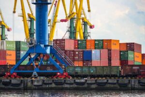 Подробнее о статье Названо неожиданное последствие ослабления рубля