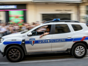 Подробнее о статье Неизвестные в масках застрелили на свадьбе невесту и ранили подростка