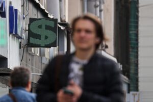 Подробнее о статье Рубль скоро ослабнет? Курсы валют 25 июня, что с долларом, евро и юанем