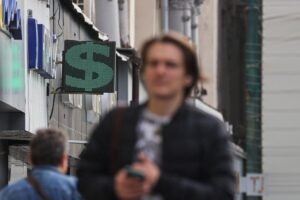 Подробнее о статье Доллар окончательно «загнется»? Курсы валют 2 июля, что с евро и юанем