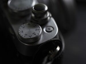 Подробнее о статье Журналист во время репортажа случайно обнаружил ужасную находку в виде пропавшей девочки