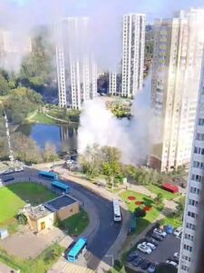 Подробнее о статье В подмосковном городе из-подземли забили фонтаны кипятка