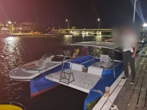 Подробнее о статье Катер снес пловчиху в акватории Черного моря