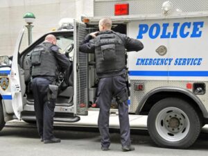 Подробнее о статье Стрельба по прибрежному бару с воды унесла жизни трёх человек