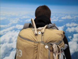 Подробнее о статье Выяснились детали гибели спортсмена во время прыжка с парашютом в Подмосковье