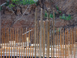 Подробнее о статье 23-летний москвич выжил, упав на 60-сантиметровую арматуру