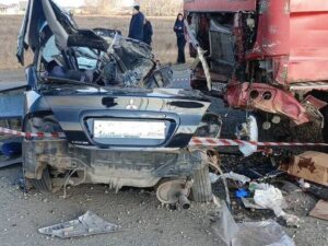 Подробнее о статье Два года и шесть лет исполнилось детям, погибшим в ДТП под Челябинском