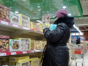 Подробнее о статье Продавец рассказал о задержании школьницы, укравшей конфету