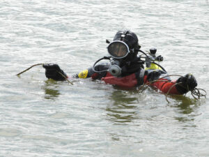 Подробнее о статье В Москве из реки возле элитного комплекса вытащили труп наркомана