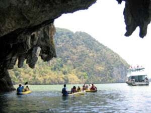 Подробнее о статье В Таиланде задержали дважды пропадавшую в Бангкоке россиянку