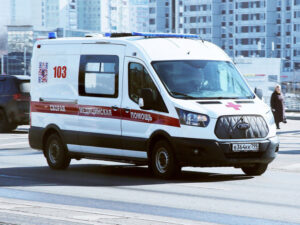 Подробнее о статье Айтишник, ранивший женщину-охранника ножом, перед этим кидался чашками