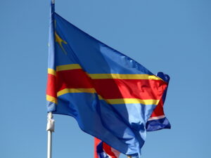 Подробнее о статье Более 30 человек погибли при обрушении переполненного моста на шахте