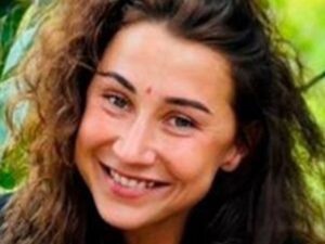 Подробнее о статье Бросившую ребенка в Таиланде Эрику Владыко задержали после депортации в Россию