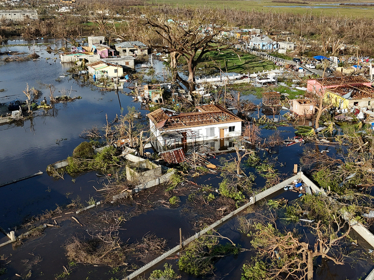 Подробнее о статье Число погибших в результате беспрецедентного урагана достигло полусотни