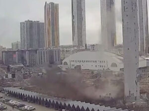 Подробнее о статье Что известно о ЧП с обрушением комплекса «Снежком» в Красногорске