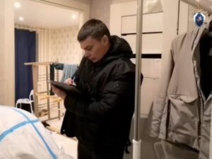 Подробнее о статье СК показал видео из квартиры, где убили и обезглавили ребенка