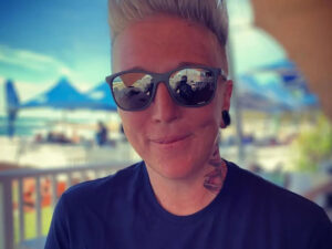 Подробнее о статье Телезвезда кулинарного шоу погибла в вертолётной катастрофе