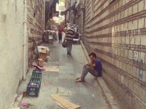 Подробнее о статье В Стамбуле мать и двое детей умерли из-за фастфуда