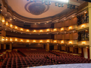 Подробнее о статье Выяснились детали ЧП в детском театре в Москве, где зрители отравились искусственным дымом