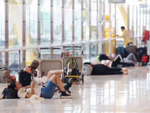 Подробнее о статье Названа новая ужасающая теория приостановки полетов тысяч самолетов Airbus