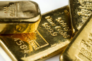 Подробнее о статье Россиянам рассказали, где безопаснее хранить сбережения