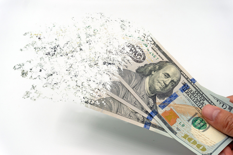 Подробнее о статье Валютные вклады обесценились, но есть нюанс: стоит ли отказаться от доллара