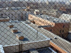 Подробнее о статье Заключенные сбежали из тюрьмы при помощи простыней