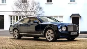 Подробнее о статье Bentley короля Великобритании выставили на аукцион