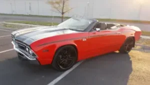 Подробнее о статье Camaro “заставили постареть“ на 43 года: редкий кабриолет продадут на аукционе