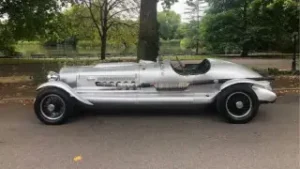 Подробнее о статье На eBay выставили старинный Rolls-Royce с авиадвигателем