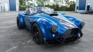 Подробнее о статье В США представили Shelby Cobra для 1000-сильного двигателя. Но есть неоднозначный сюрприз